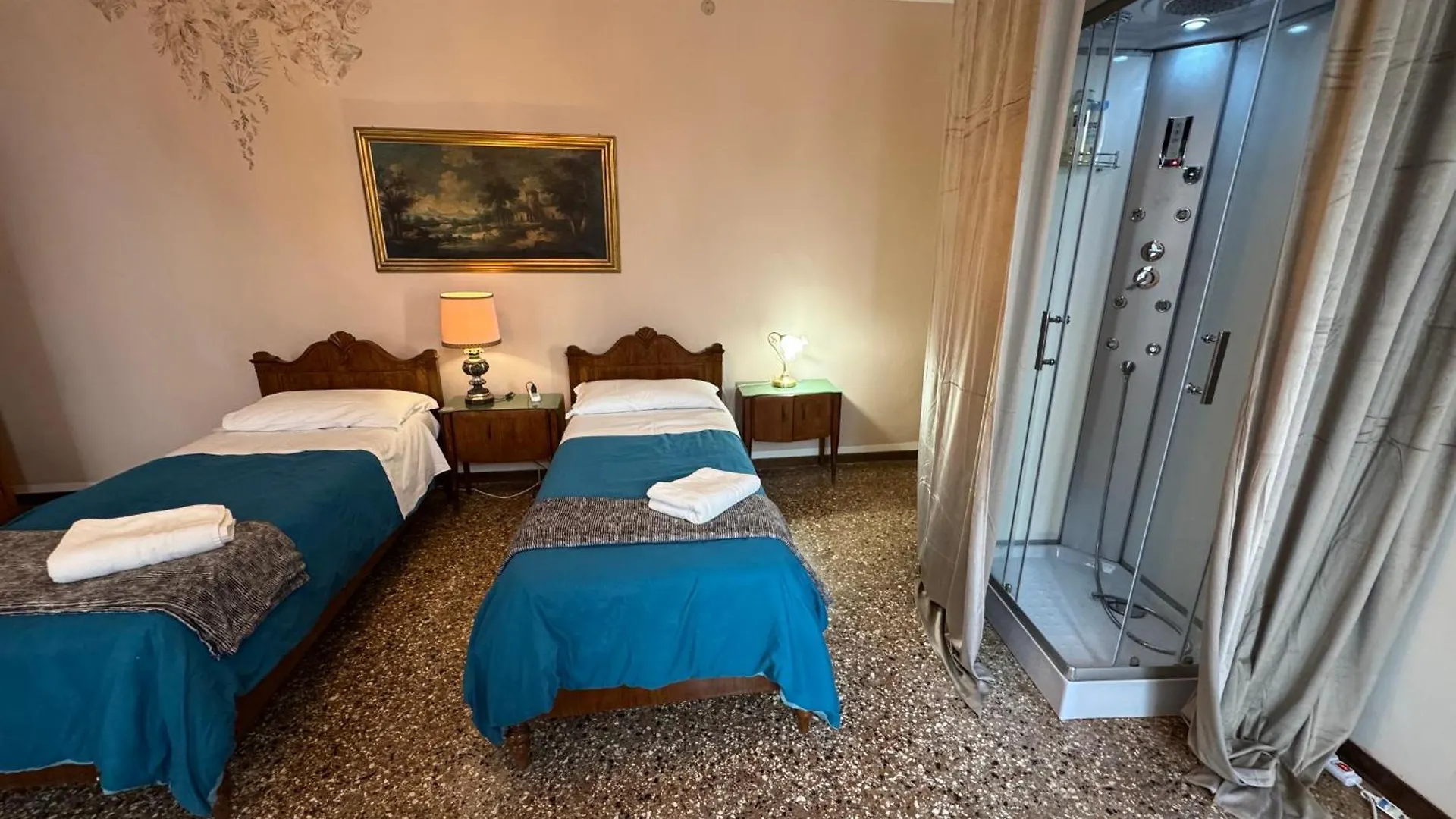 Guest house The Upper House Venice Suite
